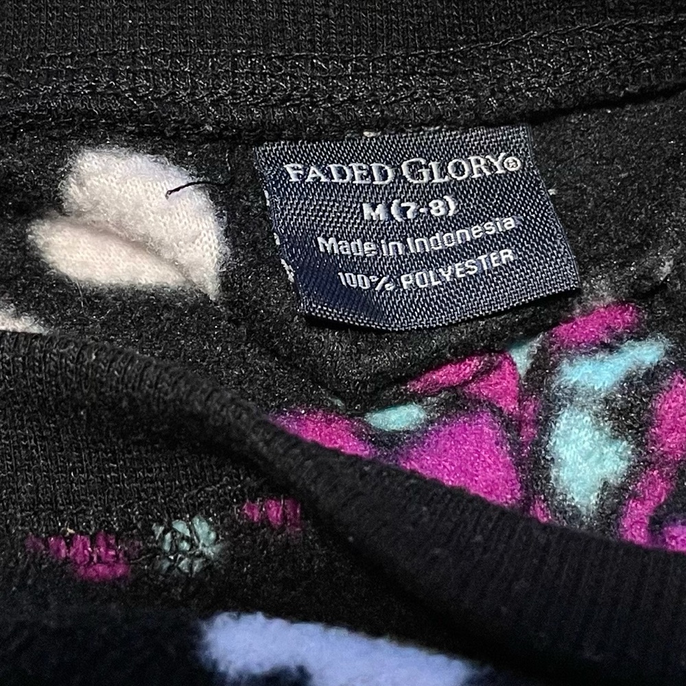 Girl’s Crewneck HEARTS Fleece Size M 7/8 - Picture 8 of 8